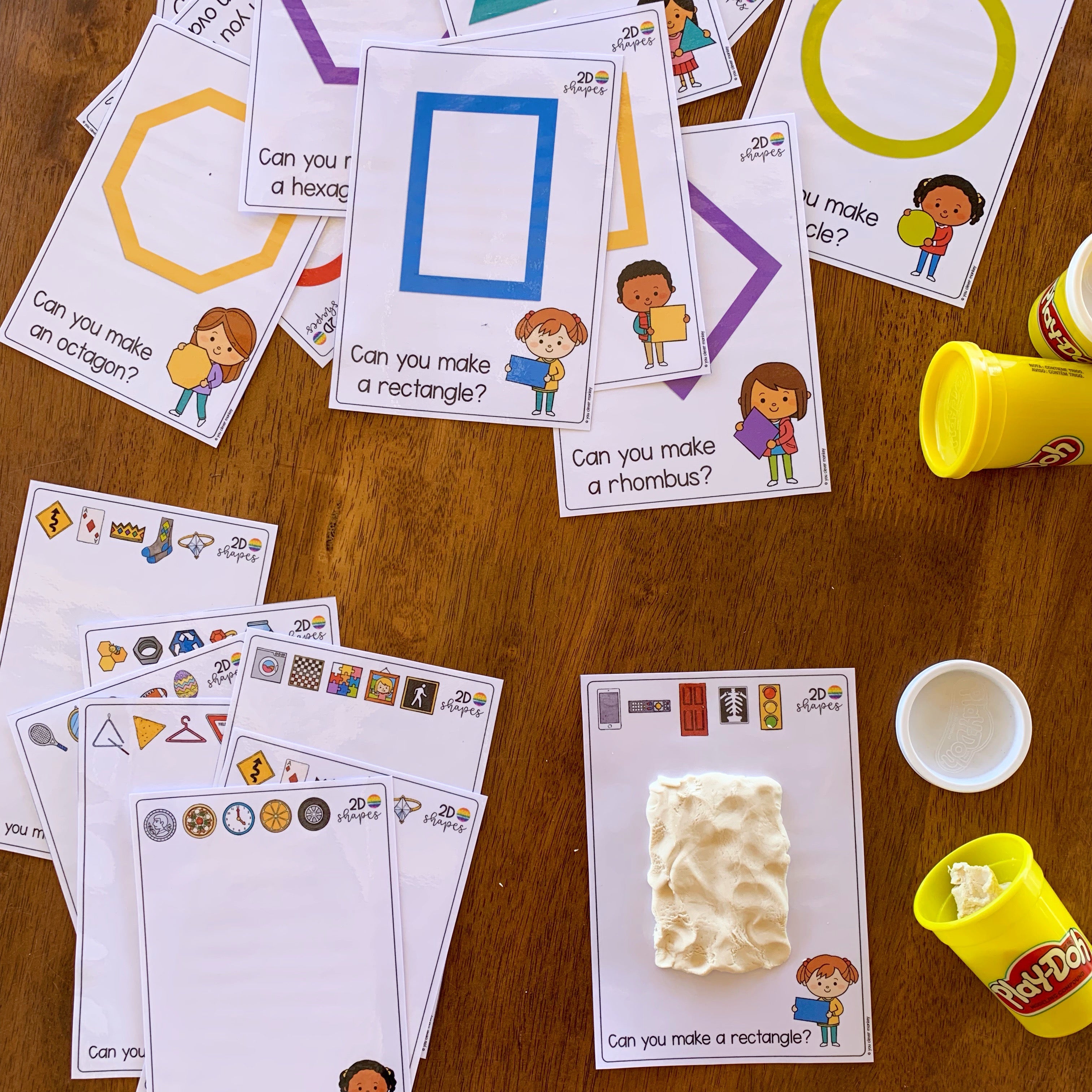 2D Shape Simple Play Mats - classroom HQ