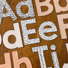 B+W NEUTRALS Lettering Pack